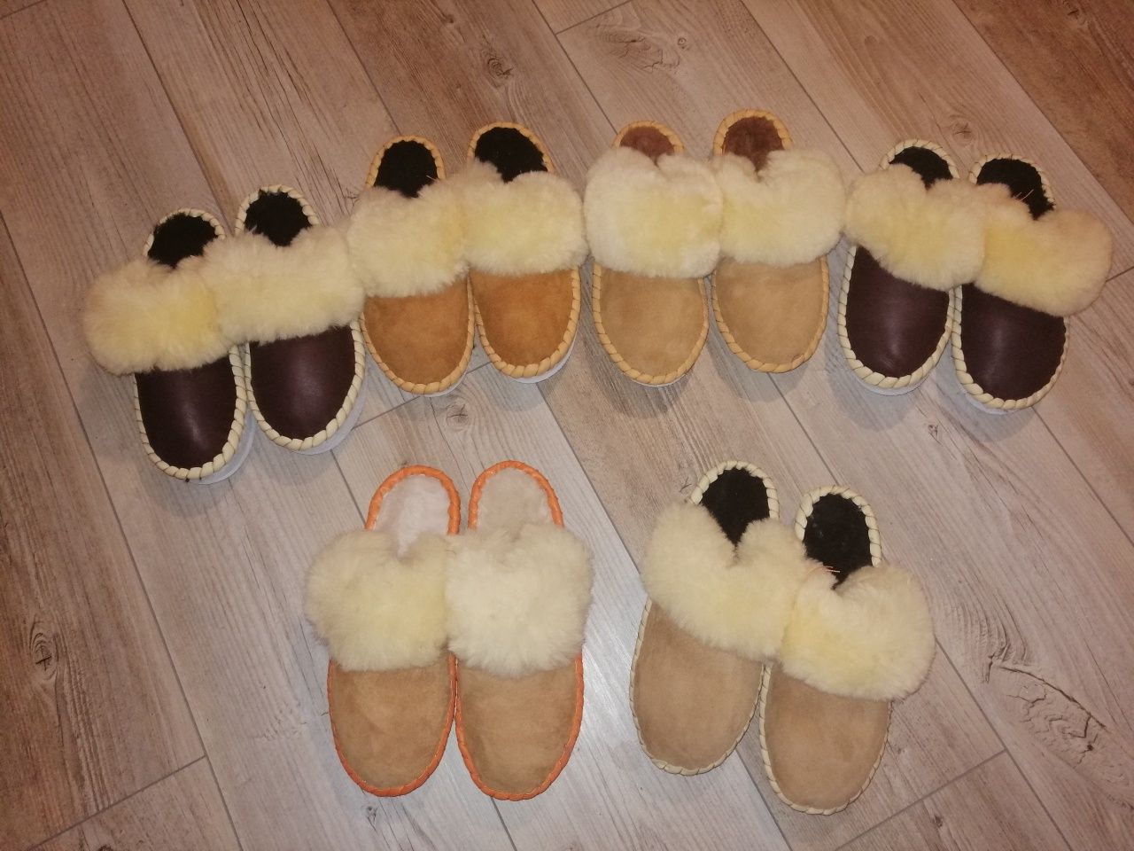 Pantofle  kożuchowe różne rozmiary