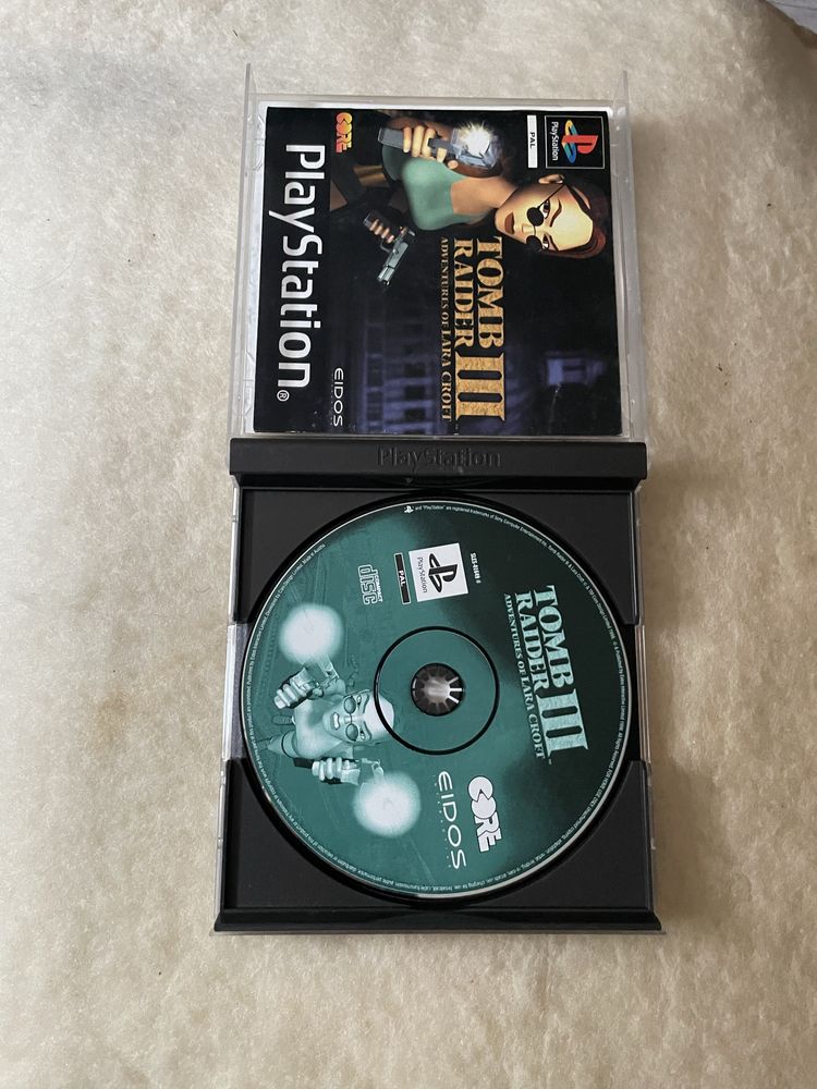 Tomb Raider III - Adventures of Lara Croft PS1