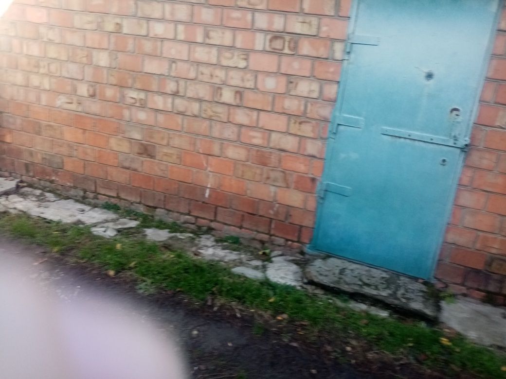 Продам гараж    с домом