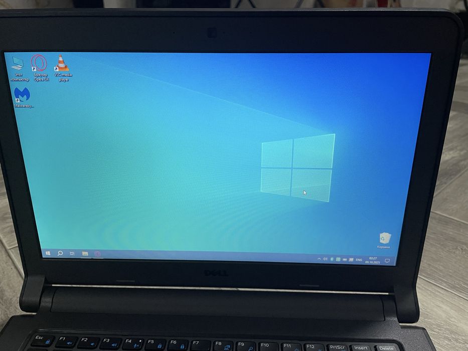 Dell Latitude 3350 / 4GB / HDD 120ГБ / Windows 10 / учеба, офис