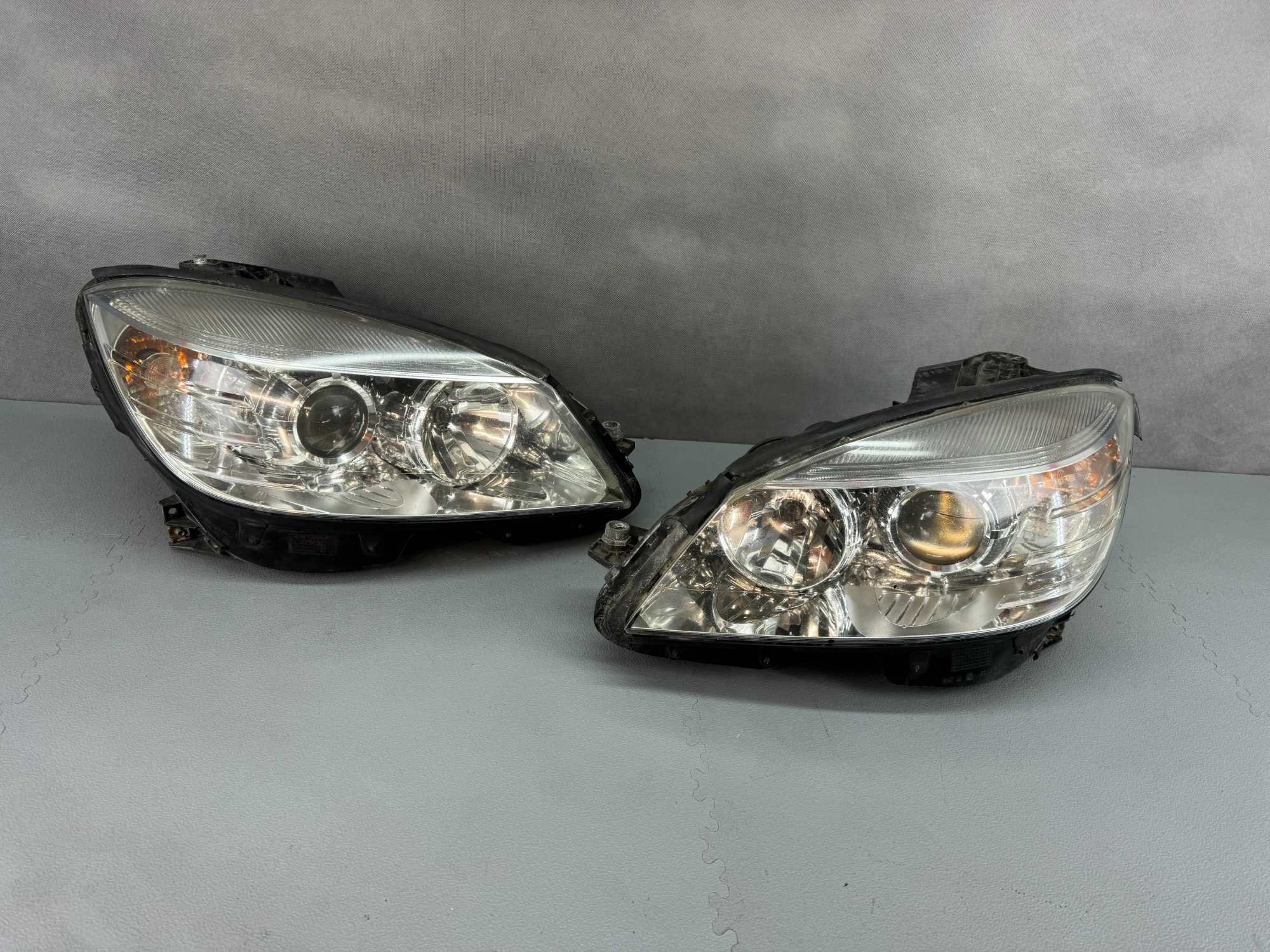 Mercedes C W204 Lampy Przód Przednie Komplet Lewa + Prawa H7 Europa