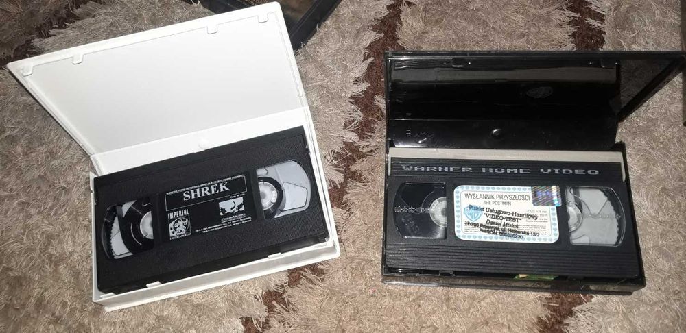 Film VHS -wulkan,Kontakt,Batmani inne