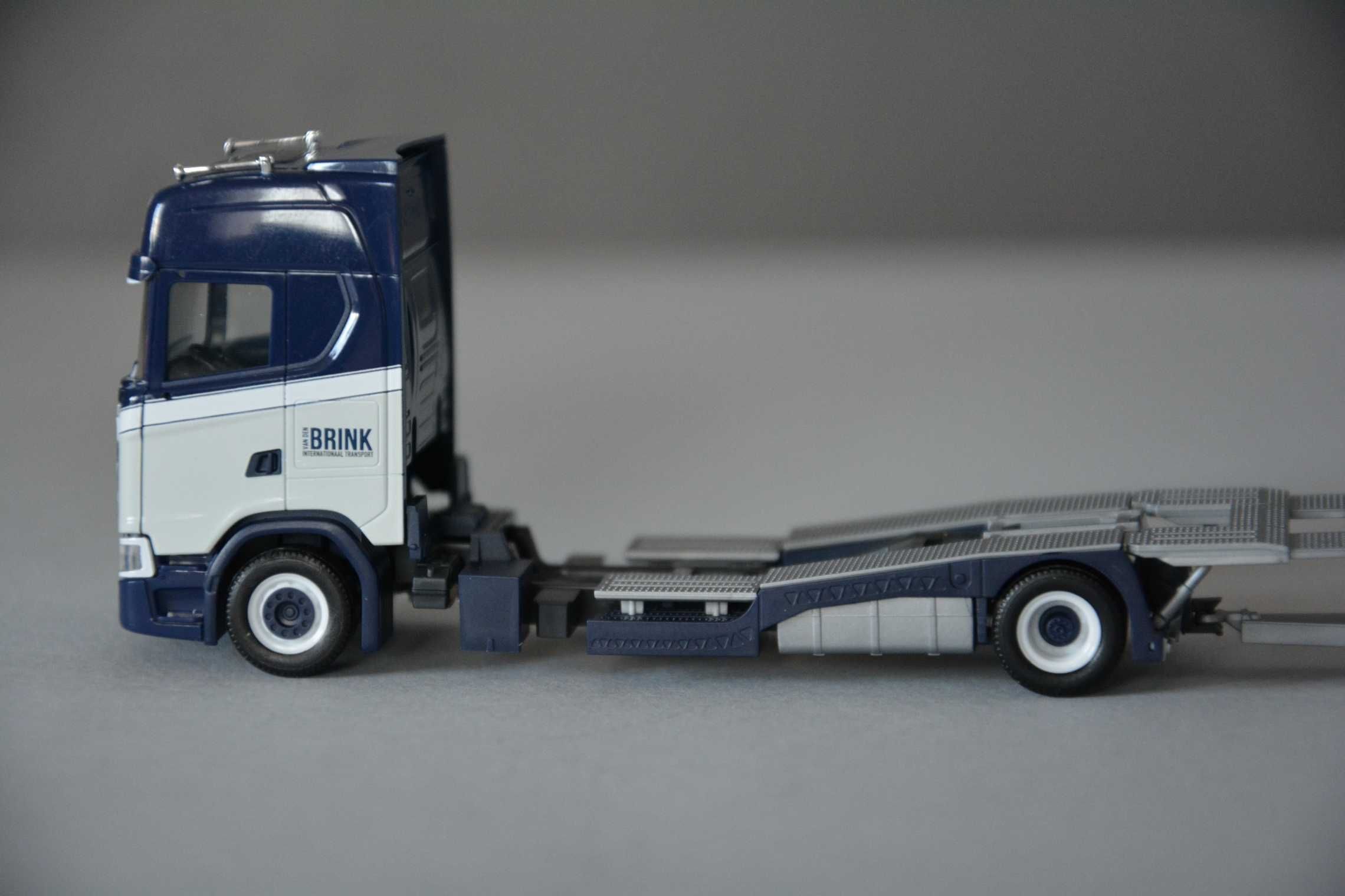 1:87 (H0) Herpa 313742 - Scania CS 20 HD (auto-transporter) BRINK (NL)