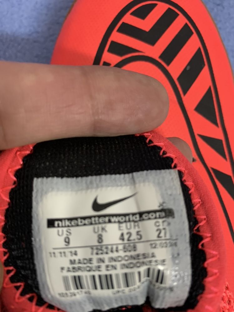 Футзалки Nike 42 размер, ОРИГИНАЛ, НОВЫЕ!