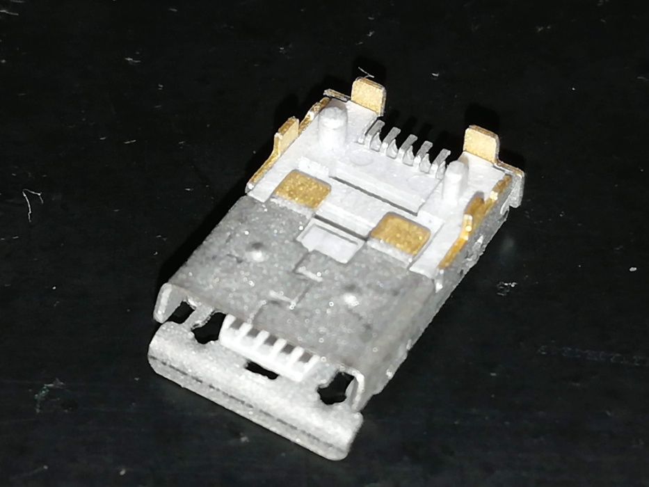 Microsoft Surface 3 1645/1657 Micro USB Charging Port Connector