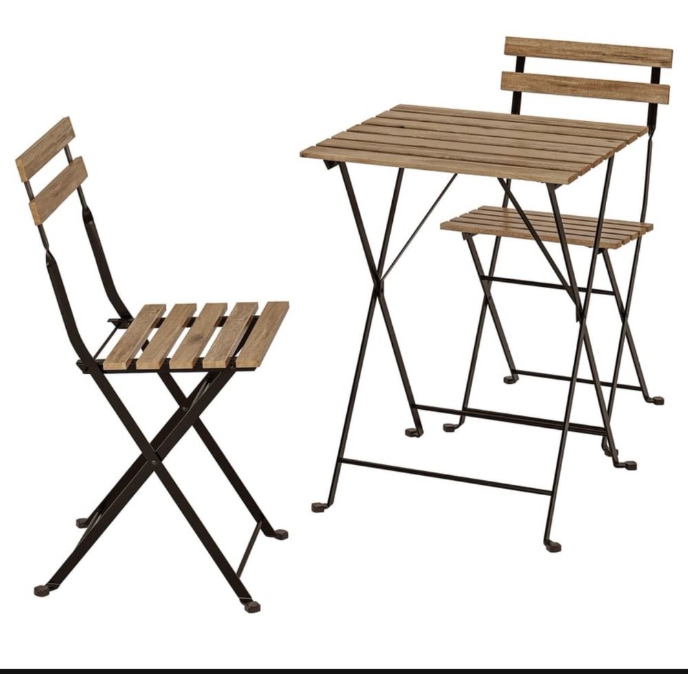 Cadeiras e mesa exterior