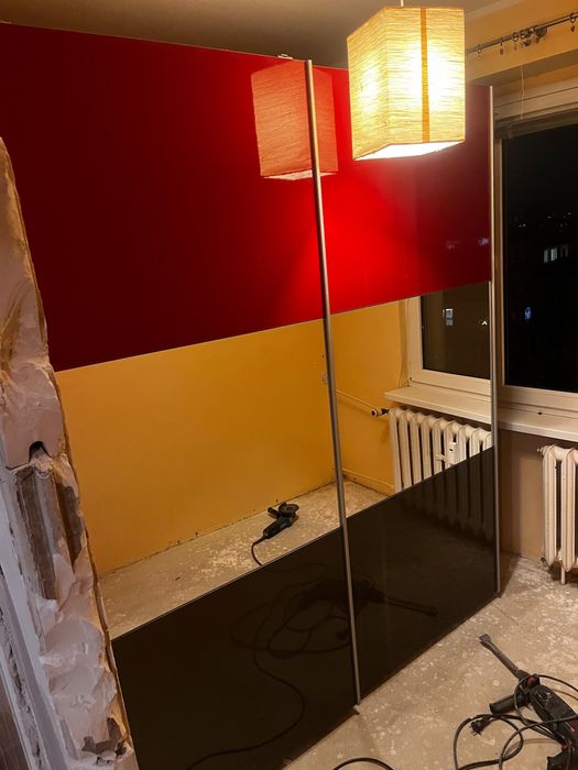 REZERWACJA Oddam szafę przesuwną