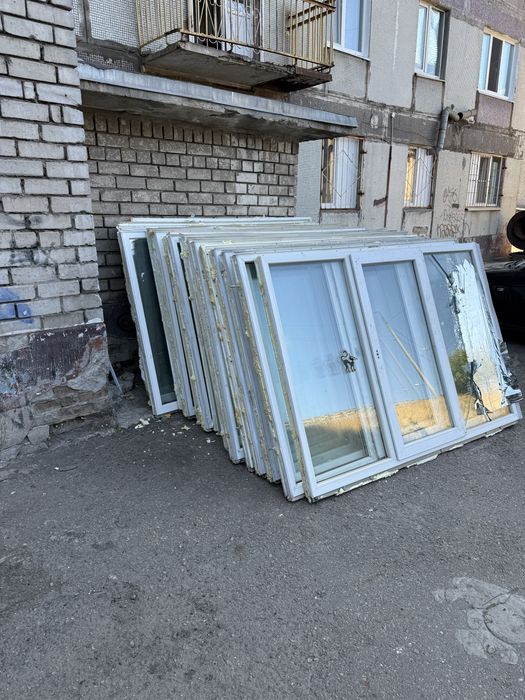 Продам окна и двери металлопластиковые