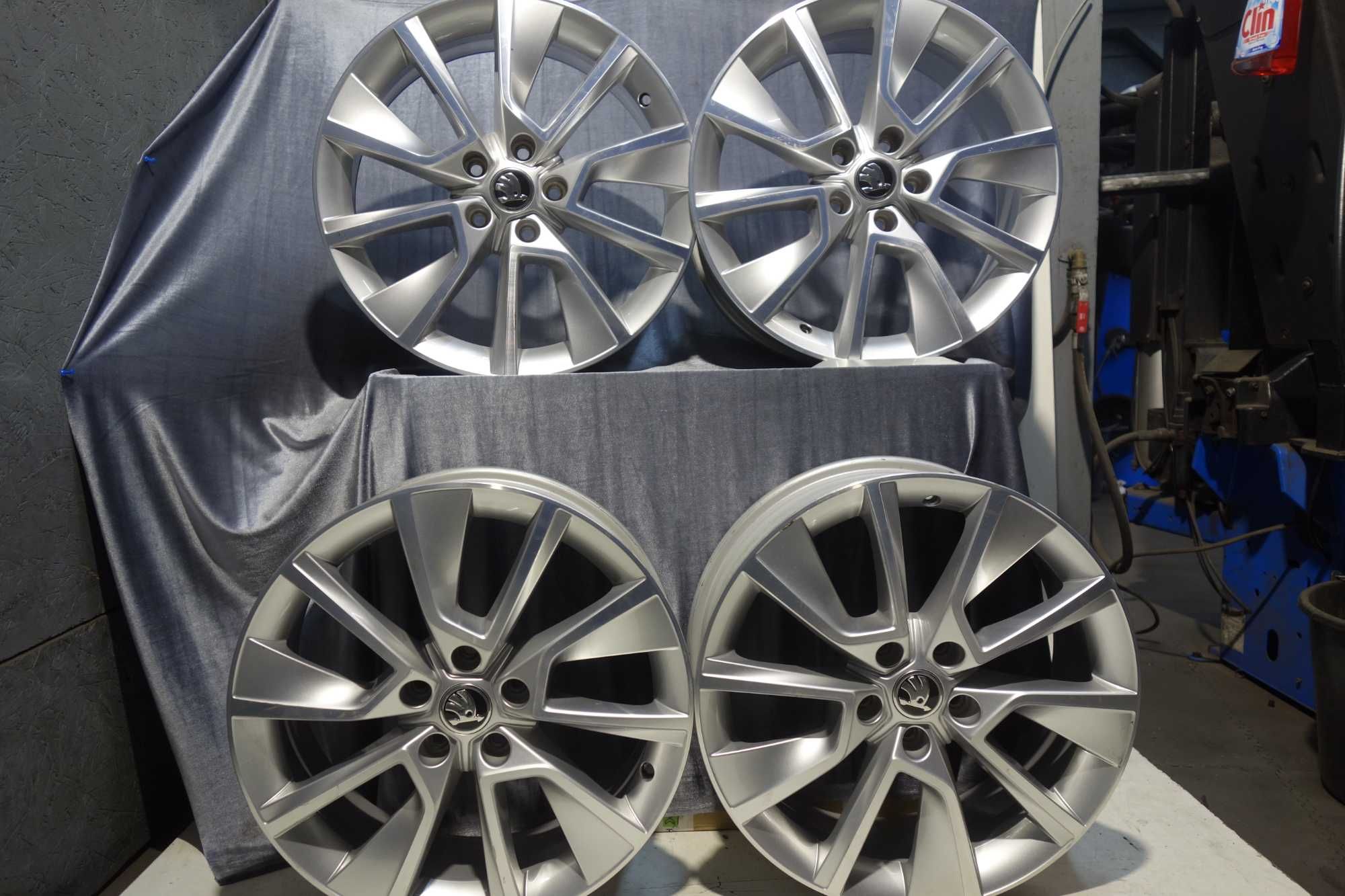 Alufelgi SKODA 18" 5x112 Octavia Superb Kodiaq Yeti Srebro + Poler 738