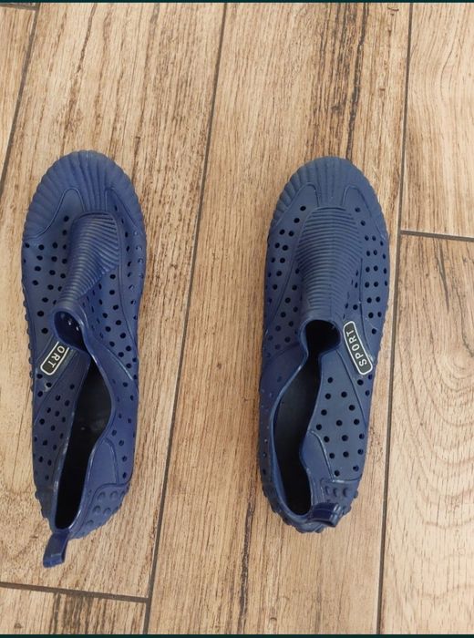 Buty do wody niebieskie 39