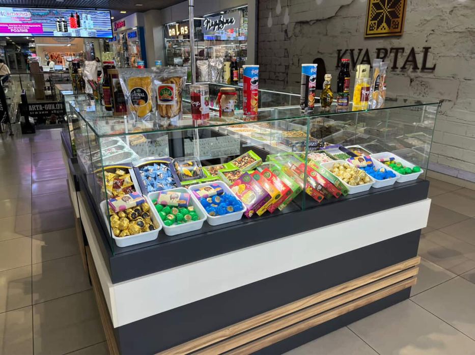 •	Готовий бізнес-острівець у прохідному місці