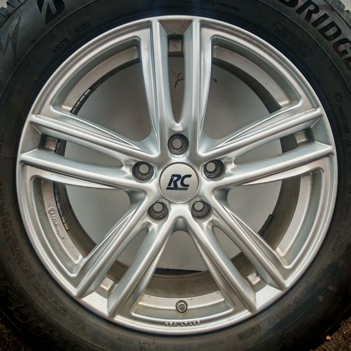 Felgi 17" 5x114,3 RC DESIGN Renault Nissan Toyota Dacia