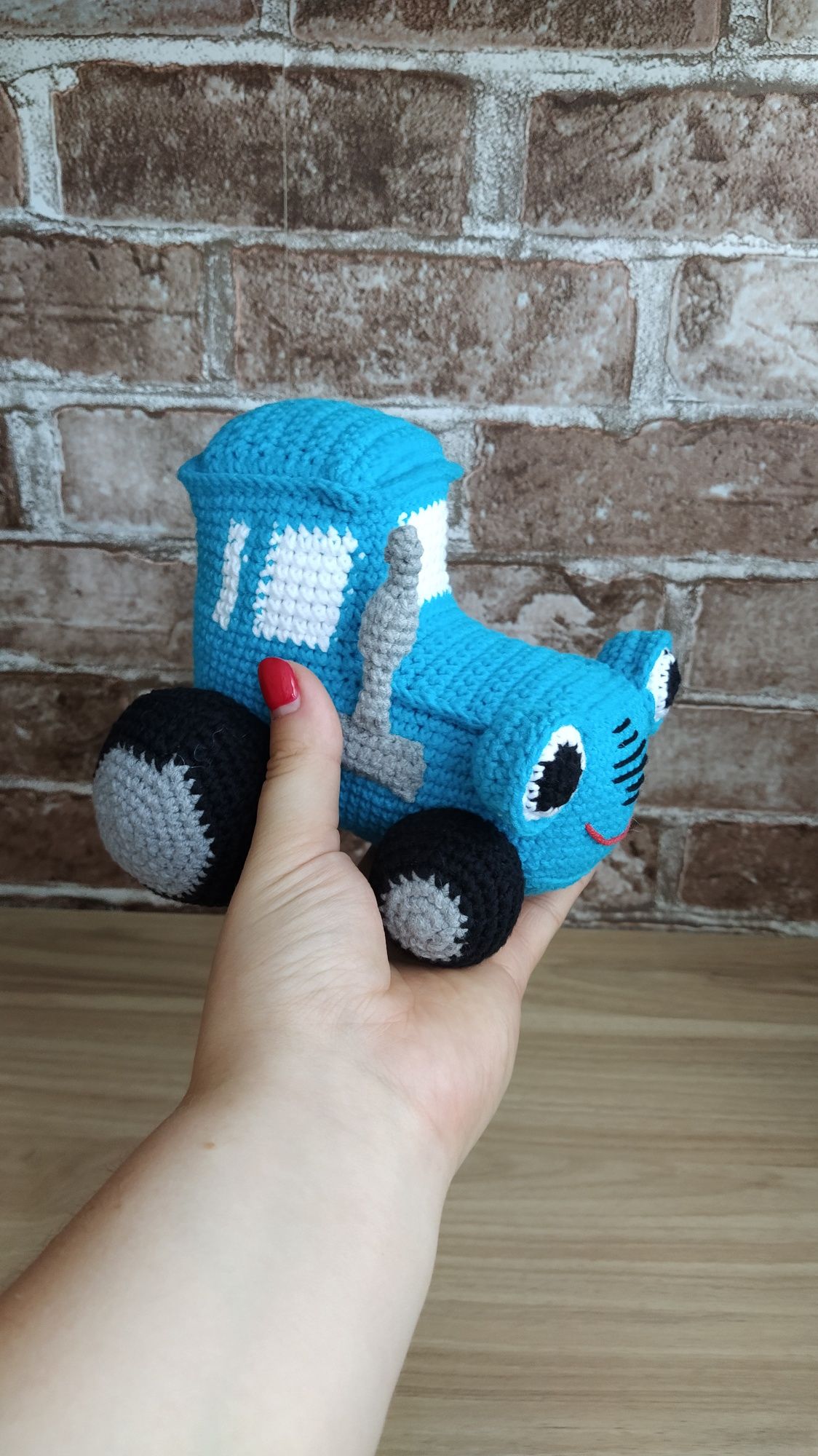 Іграшка синій трактор міні