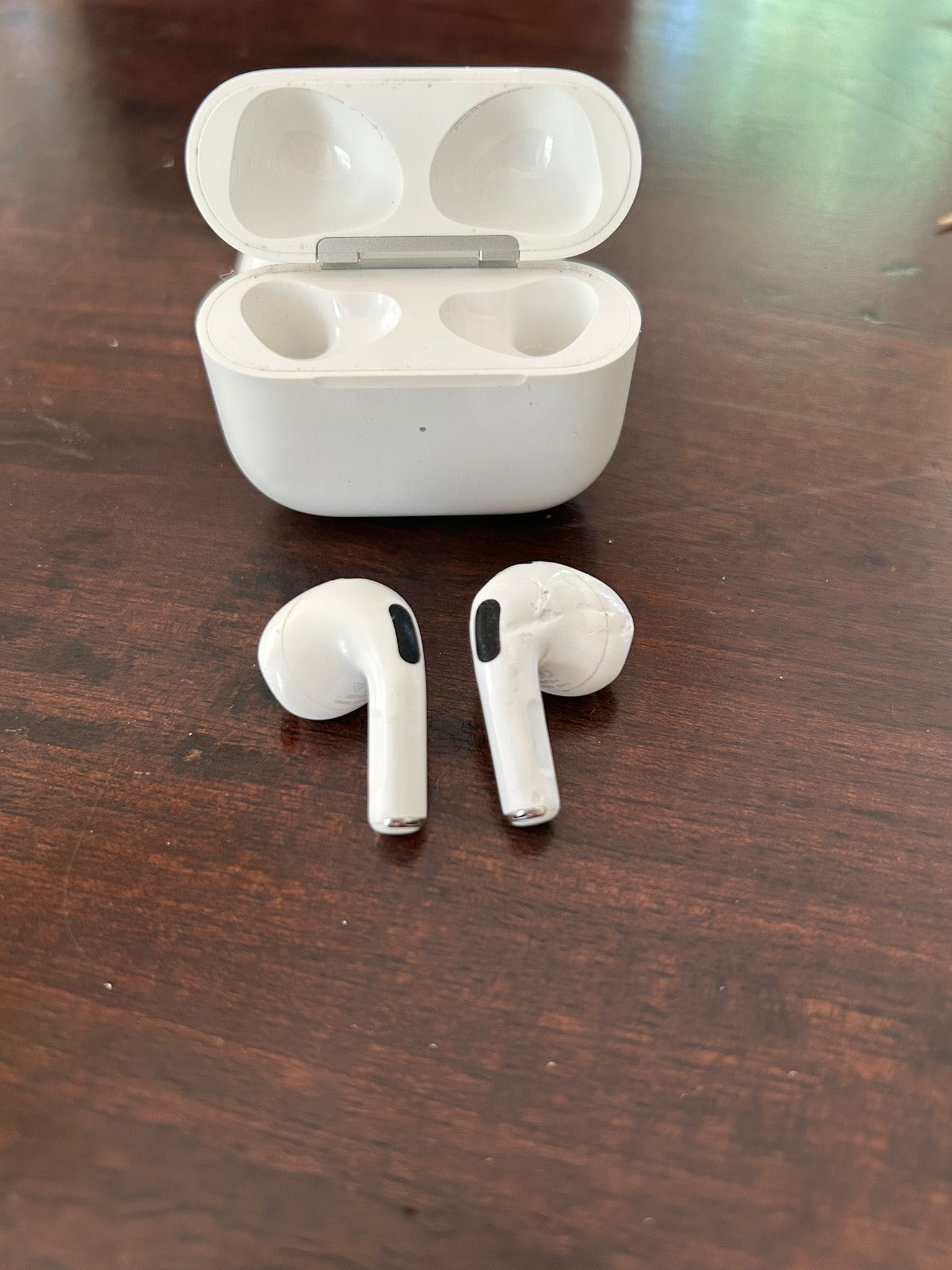 Caixa AirPods 3ª Geração + Auricular Esquerdo (Funcional)