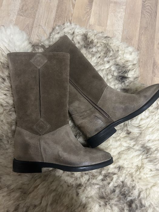 Продам сапожки жіночі L’estrosa