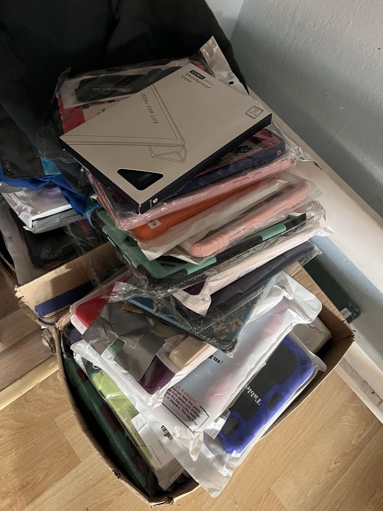Etui do Ipad, tablety lenovo i itp