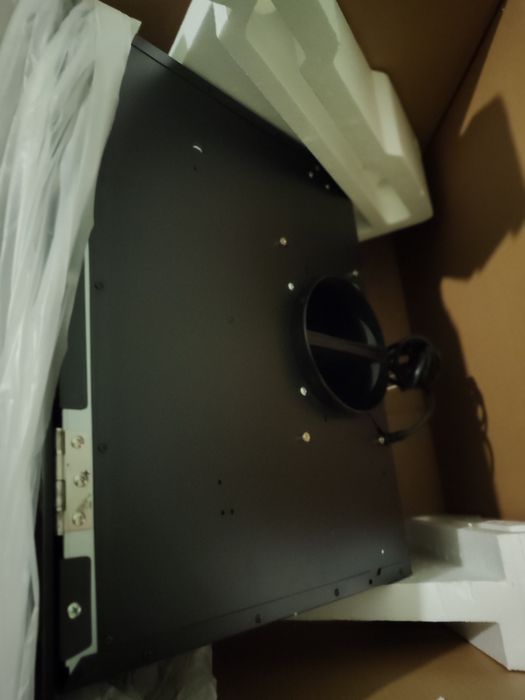 Витяжка  кухонна