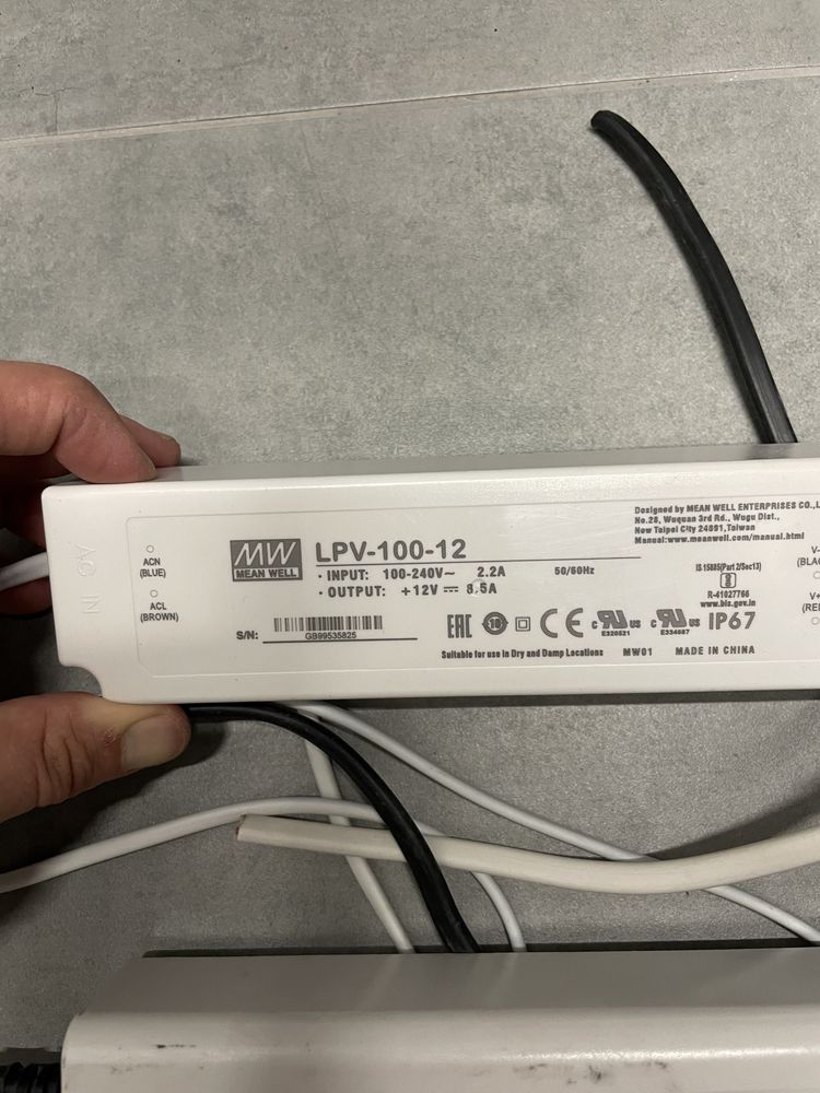 Блок живлення трансформатор Mean Well 100 150ватт 12 вольт 12V