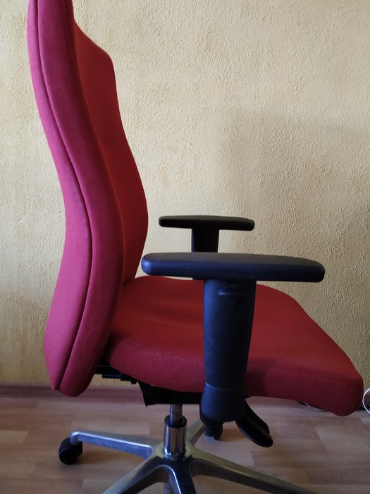 Krzesło biurowe obrotowe Nowy Styl