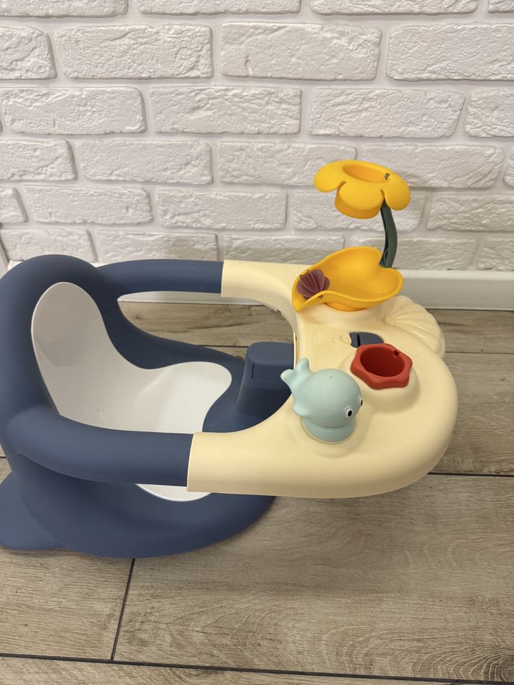 Стільчик для купання Smoby Little 2 в 1 з ігровою панеллю