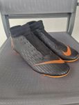 Buty pilkarskie Nike 42