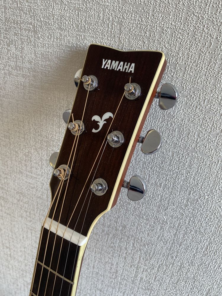 Гитара Yamaha FGX830c