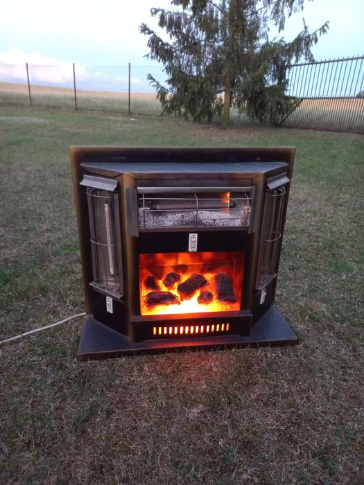 Sprzedam kominek elektryczny