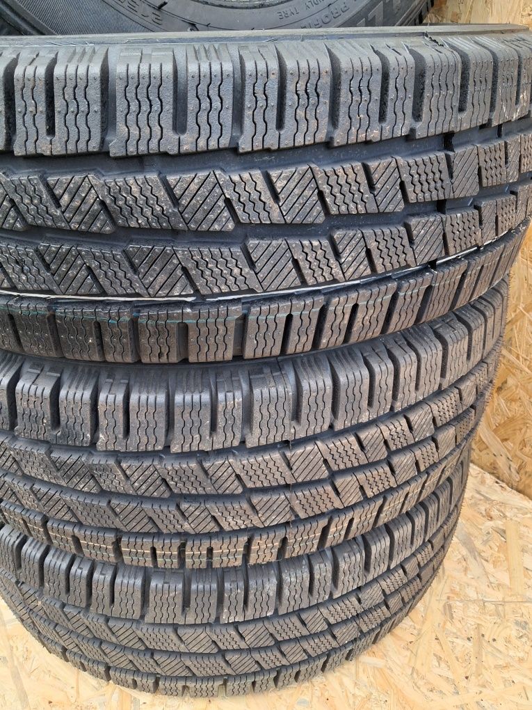 Opony bieznikowane 215 70 R16 Colins Inga 4x4