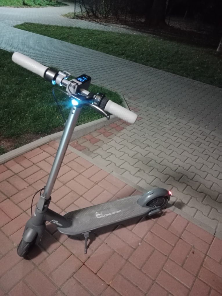 Hulajnoga elektryczna F10 max pro  35km/h zasięg 70km