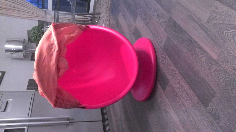 fotelik obrotowy-jajko ikea