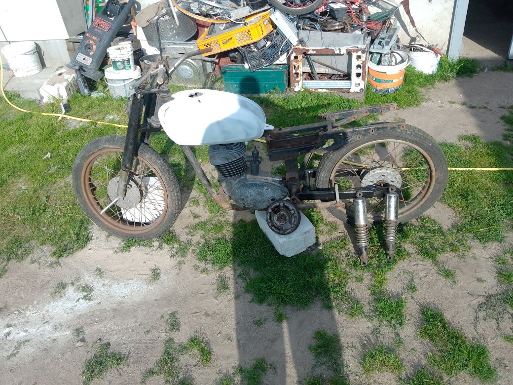 WSK 125 do remontu lub na części