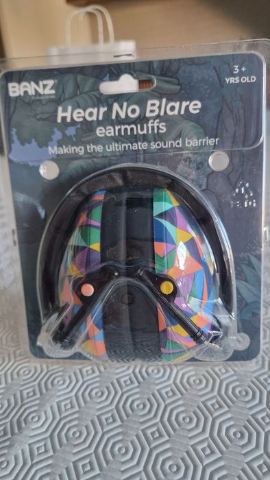 Vendo protetor auricular Hear no Blare Banz (+3 anos)  NOVO