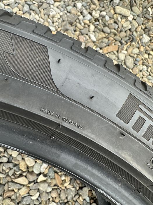 Шини б/у 275/40 R21 Pirelli 2шт