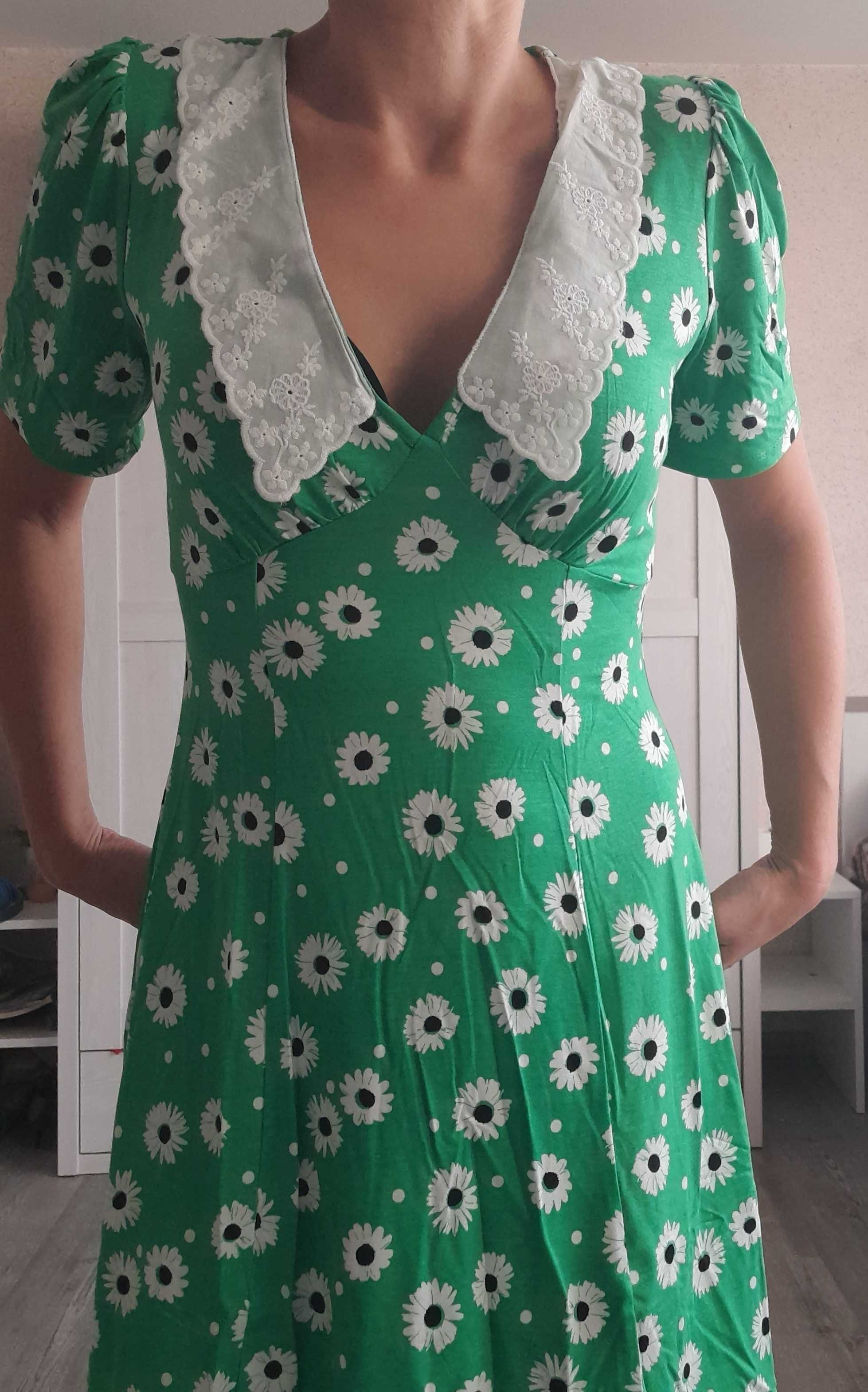 Zielona,krótka sukienka w kwiaty, haftowany kołnierzyk,styl retro,Asos