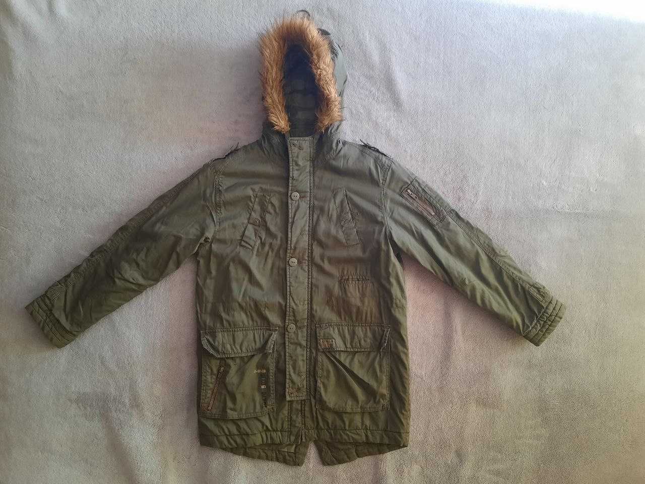 Демісезонна куртка 146 р