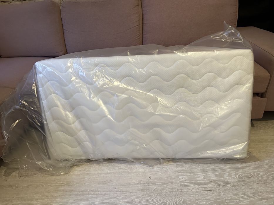 Łóżeczko niemowlęce + materac 60x120
