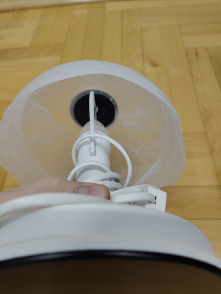 Lampka nocna biała