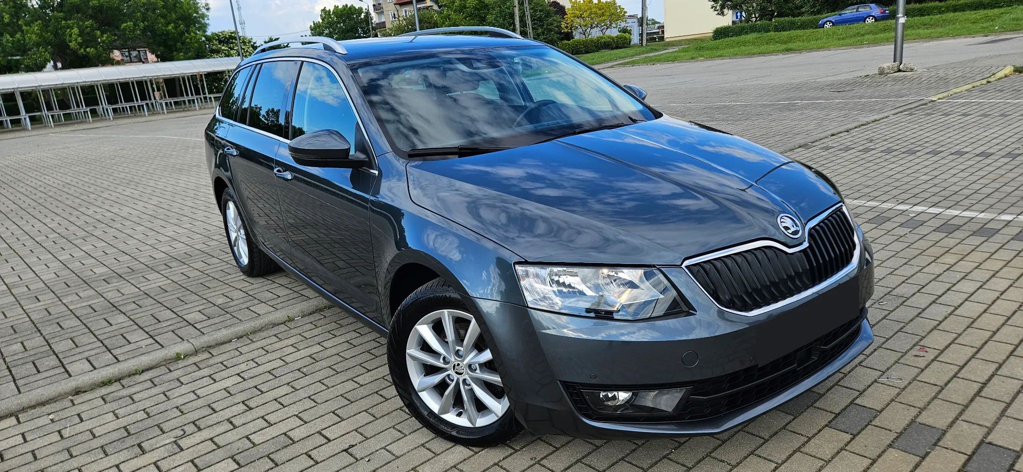 Skoda Octavia 1.0benzyna 115KM/automat/navi/KAMERA/asystenci/bezwypadkowa/ZADBANA