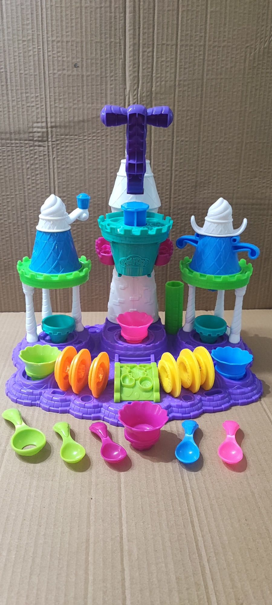 Castelo de gelados Play-Doh