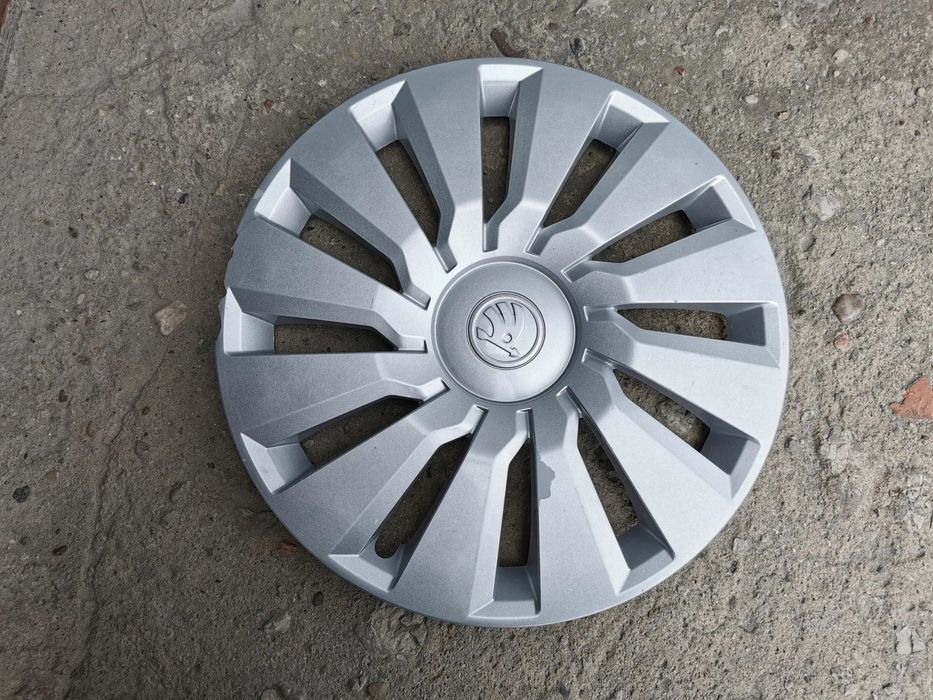 Skoda Scala Rapid Fabia Octavia Kołpak 16&quot; 1 szt