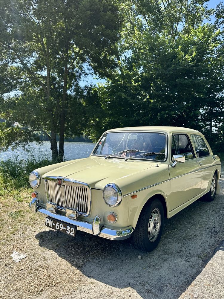Aluguer de Carro Clássico MG MK II – Casamentos e Eventos