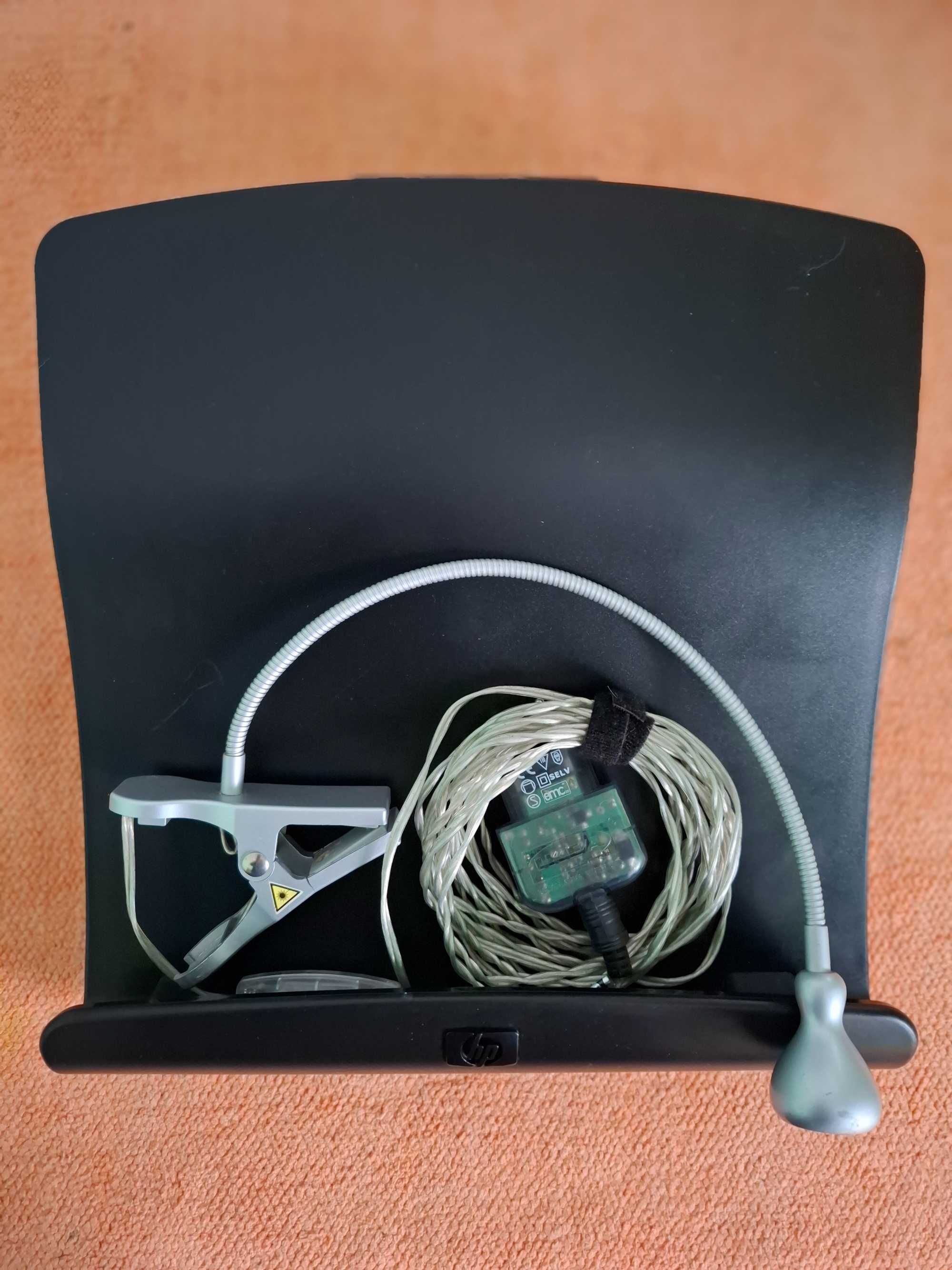 Base HP para portátil e candeeiro de mola