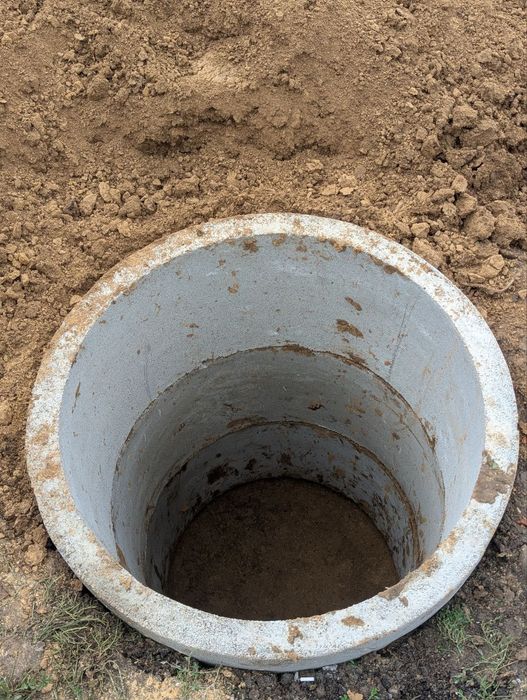 Копання септиків. Виготовлення кругів для септика. Також є кришки