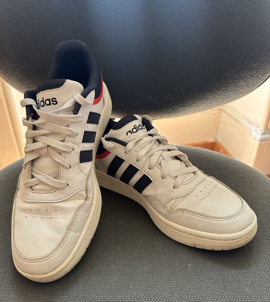 Tenis adidas - bom estado