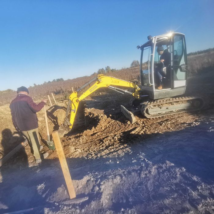 SuchyBeton//Piasek//Żwir//KRUSZYWA/MiniKoparka 2.6T