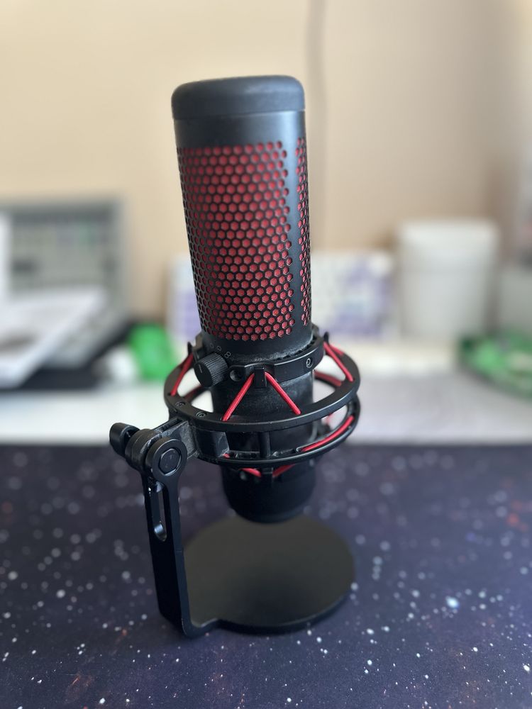 Срочно продам мікрофон hyperx