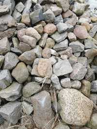 Kamień polny na sprzedaż, dużo kamieni  z jedną krawędzią płaską
