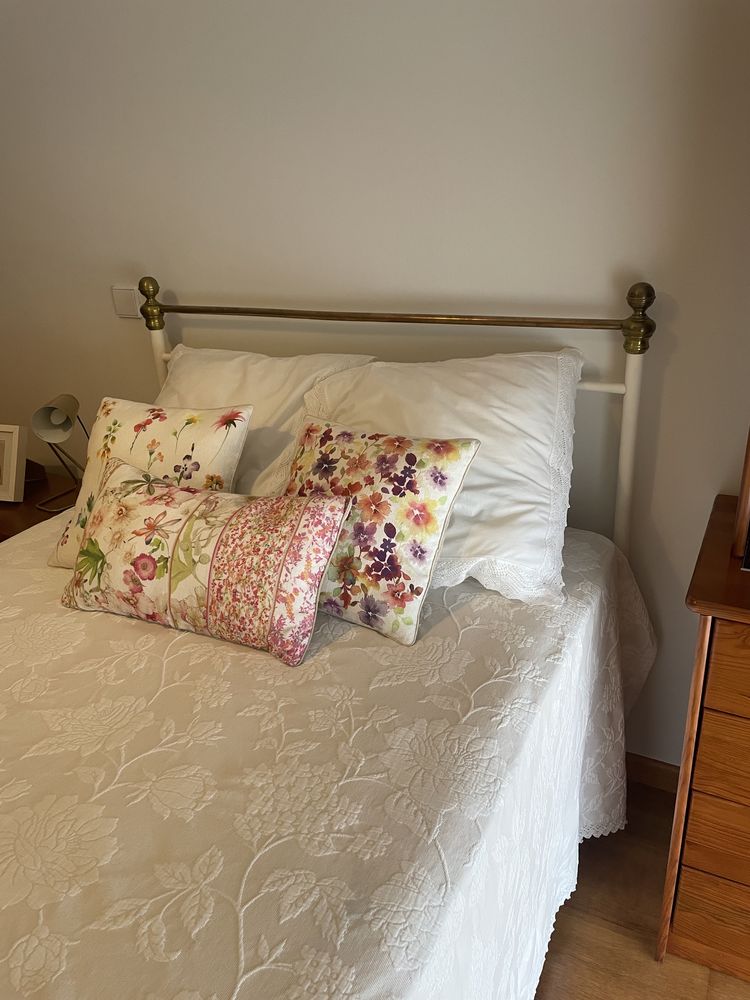 Quarto individual  (cama de ferro) NOVO PREÇO