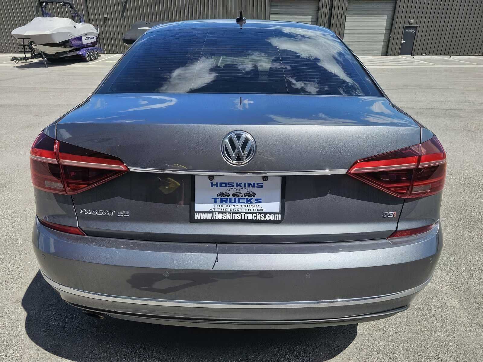 2018 Volkswagen Passat SE