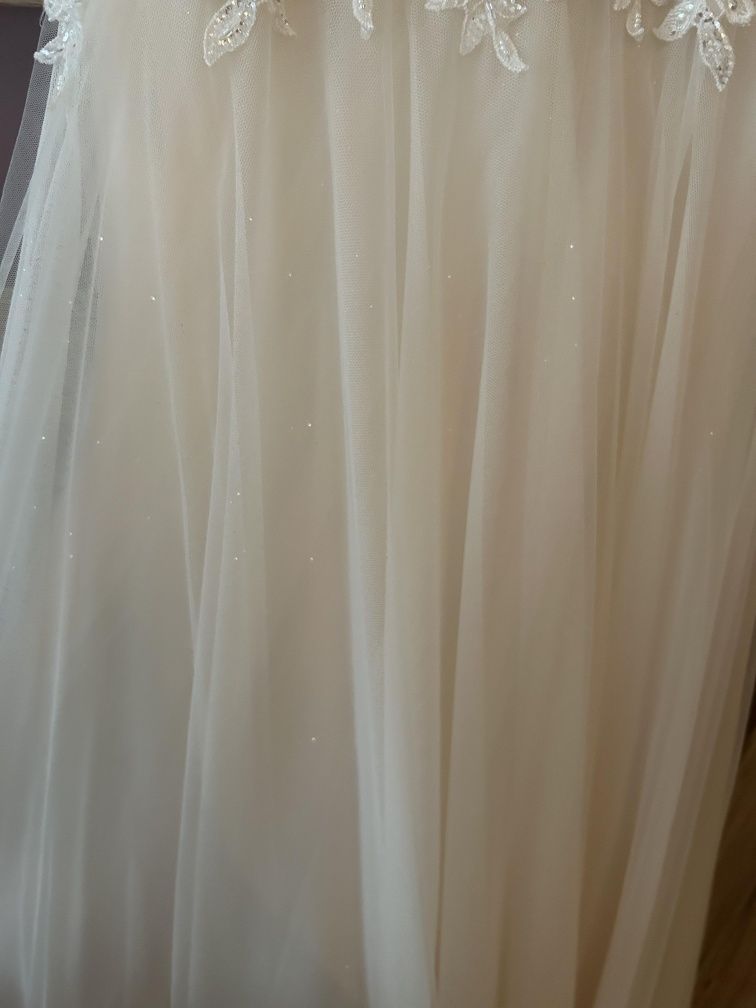 Suknia ślubna Taga